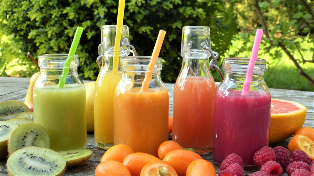 Saftkuren sind nicht für Detox/ entgiften geeignet da sie nicht hormonfreundlich sind.